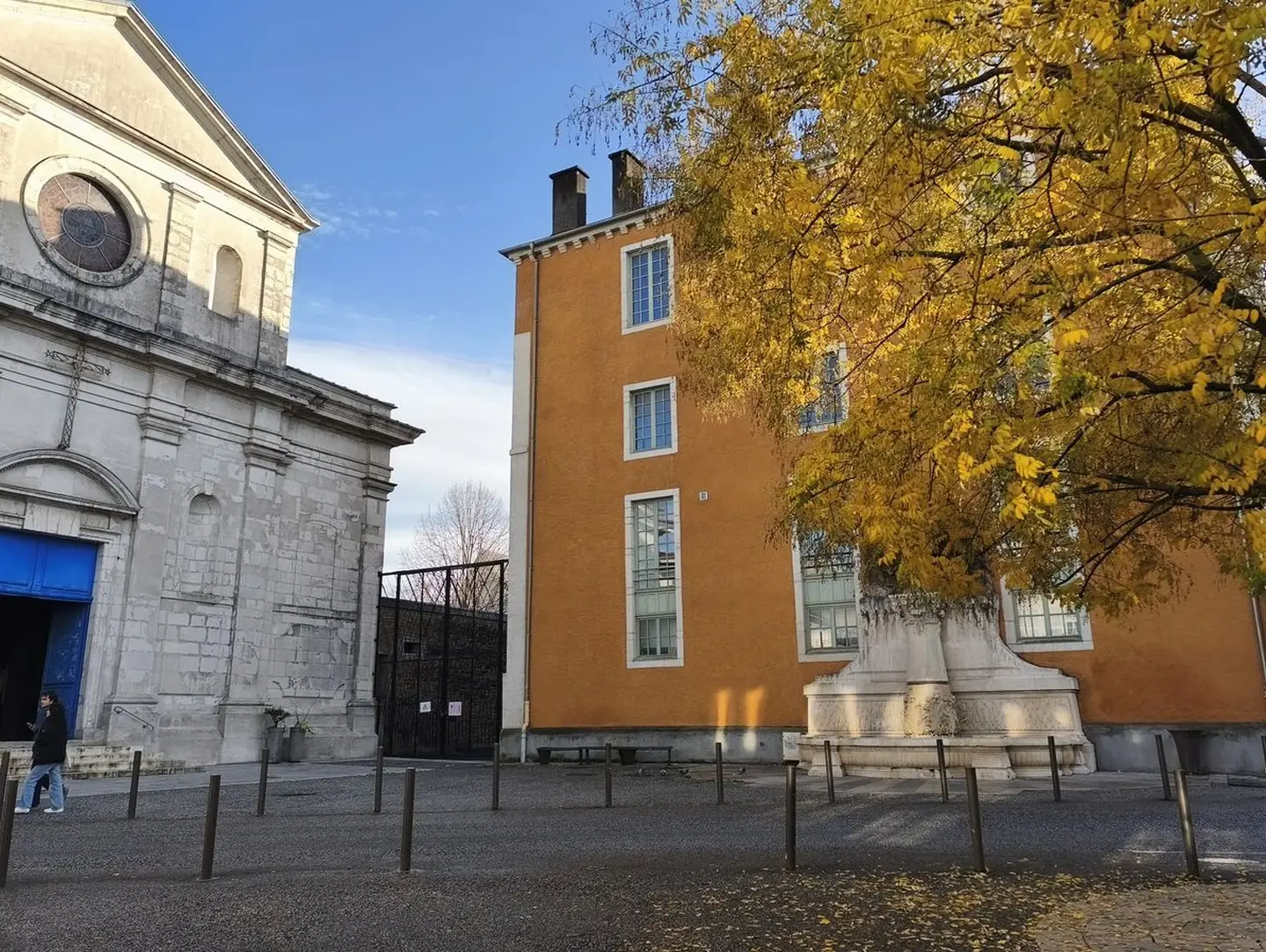 Place Saint Louis de Gonzague