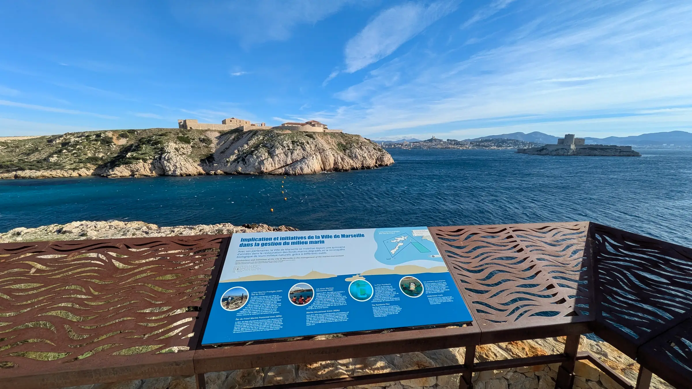 Maison des îles et du littoral (villa marine)
