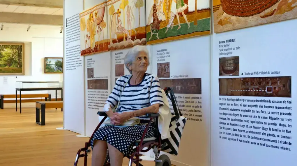 Visite guidée des travaux de broderie de Simone Ribadoux