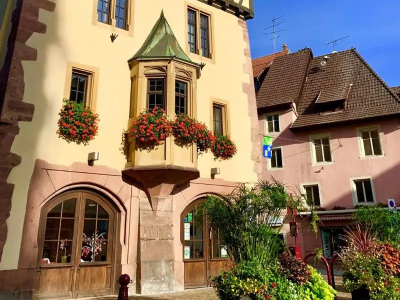 Le café des vacanciers