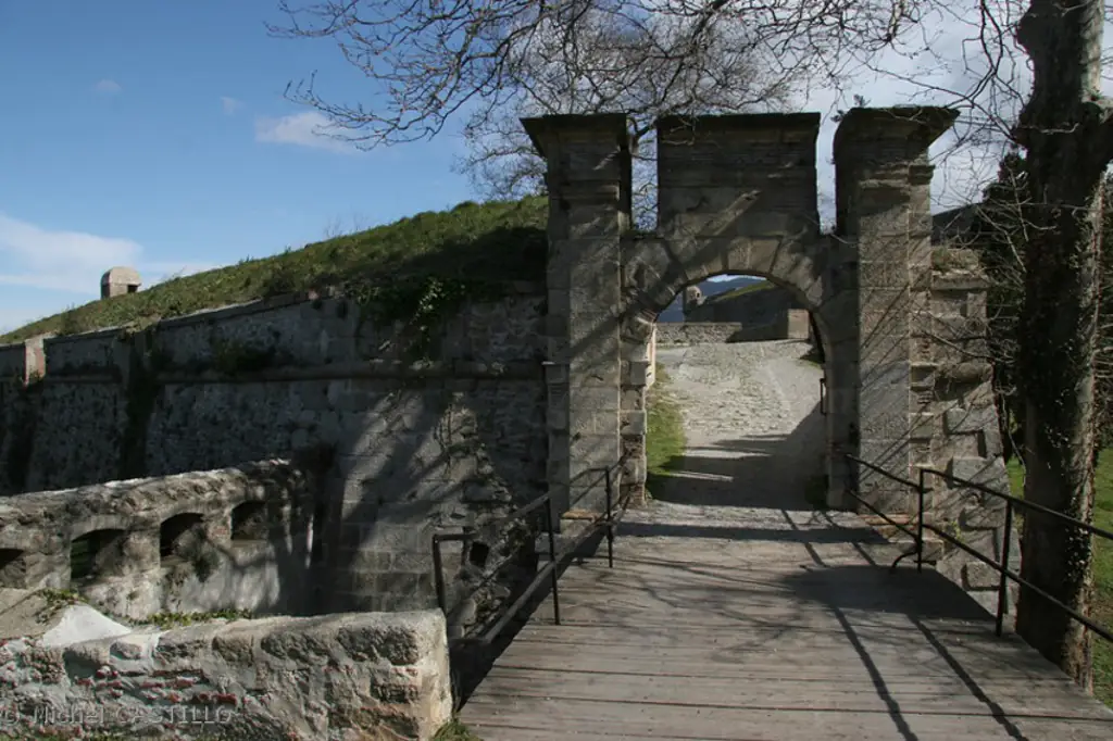 FORT DE BELLEGARDE