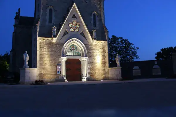 Visitez Tizac