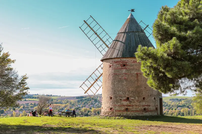 MOULIN DE PESQUIES