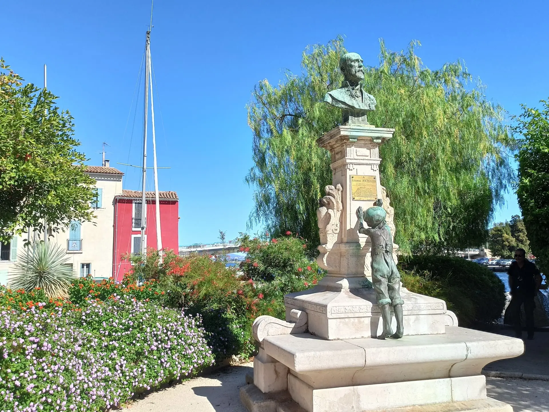 Monument Etienne Richaud