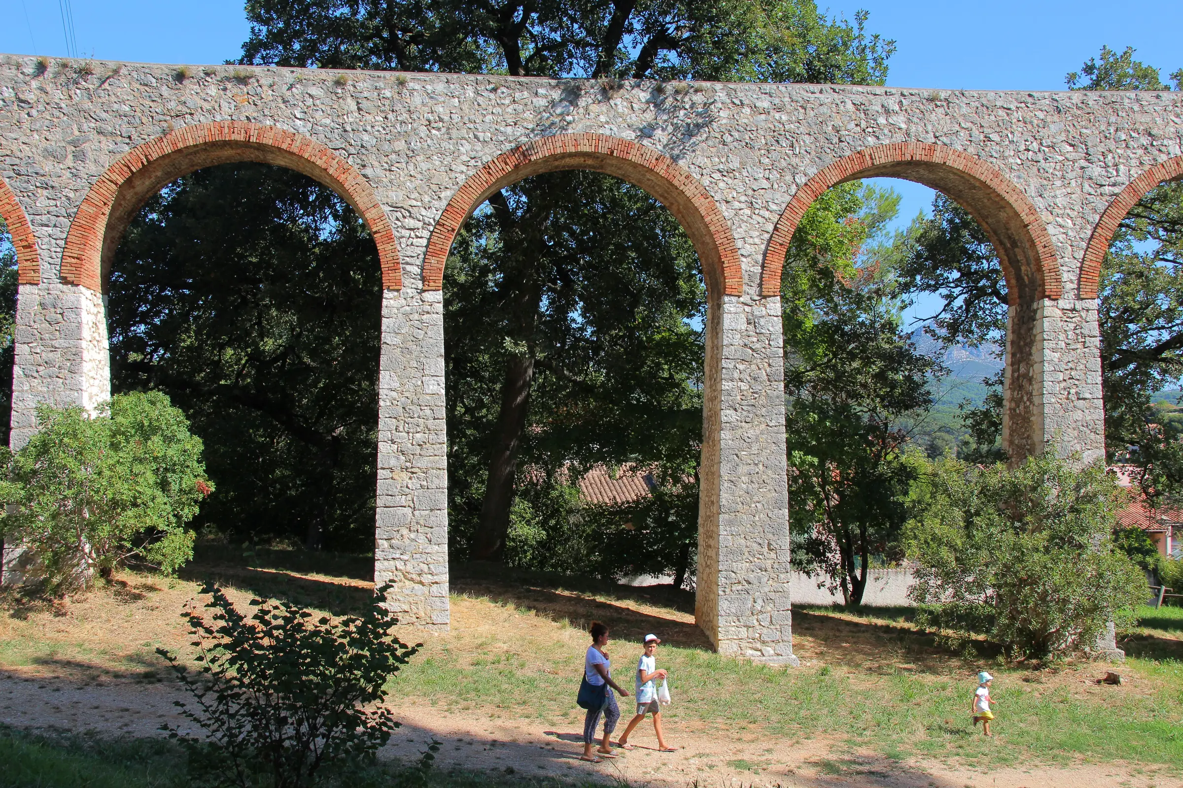 Aqueduc de la Penne sur Huveaune