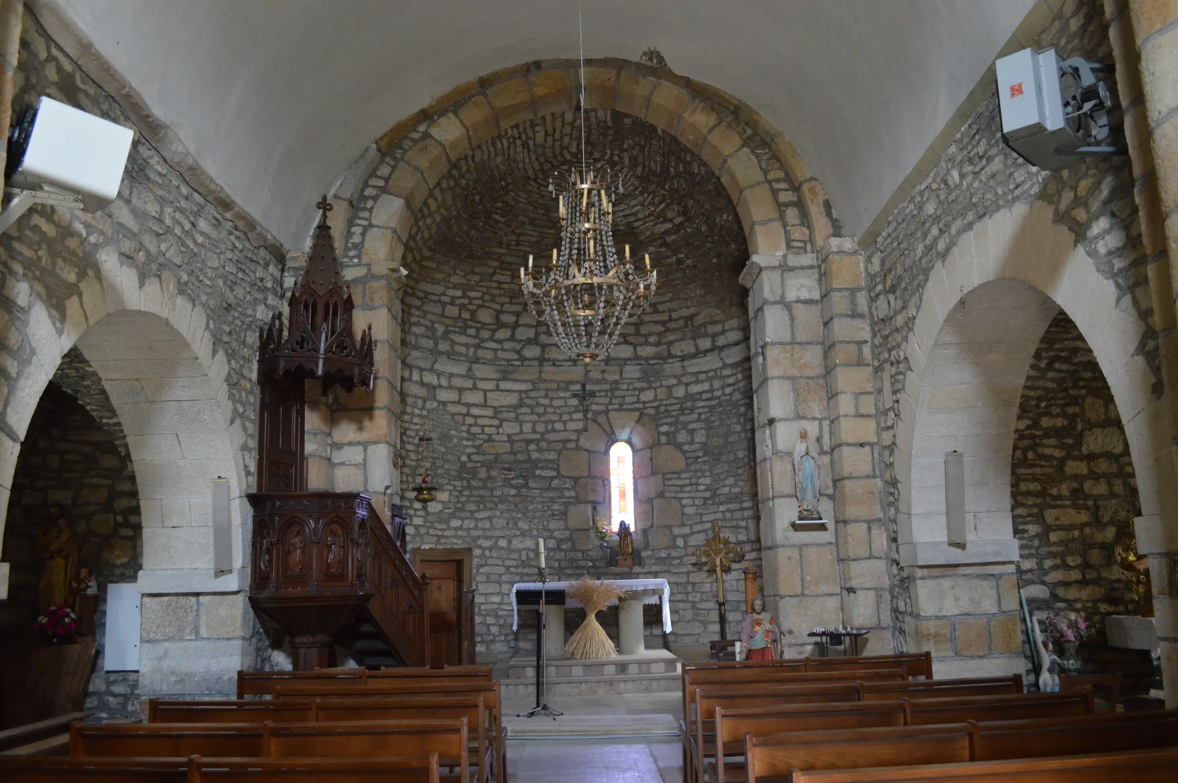 EGLISE DE MONTJÉZIEU