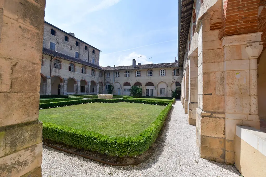 Abbaye bénédictine et son abbatiale