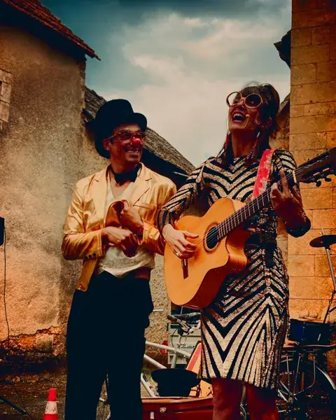 Spectacle - Apéritif dînatoire au Nomad Bar : Atchoum Tandem !