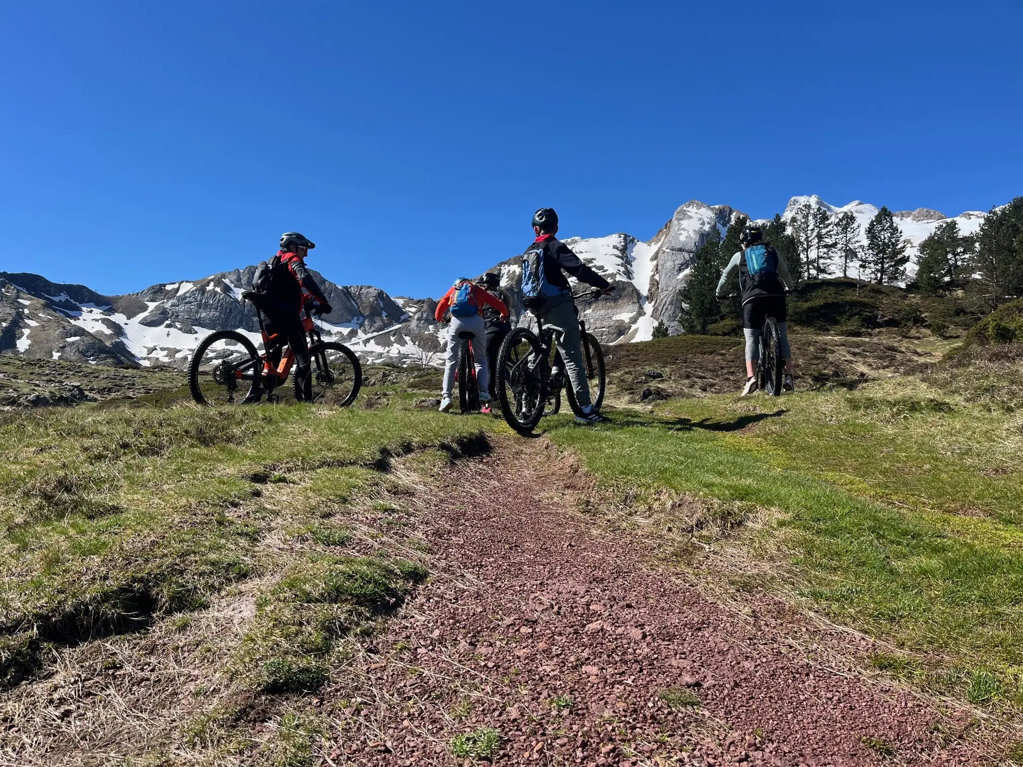 Bien débuter en VTTAE au Somport