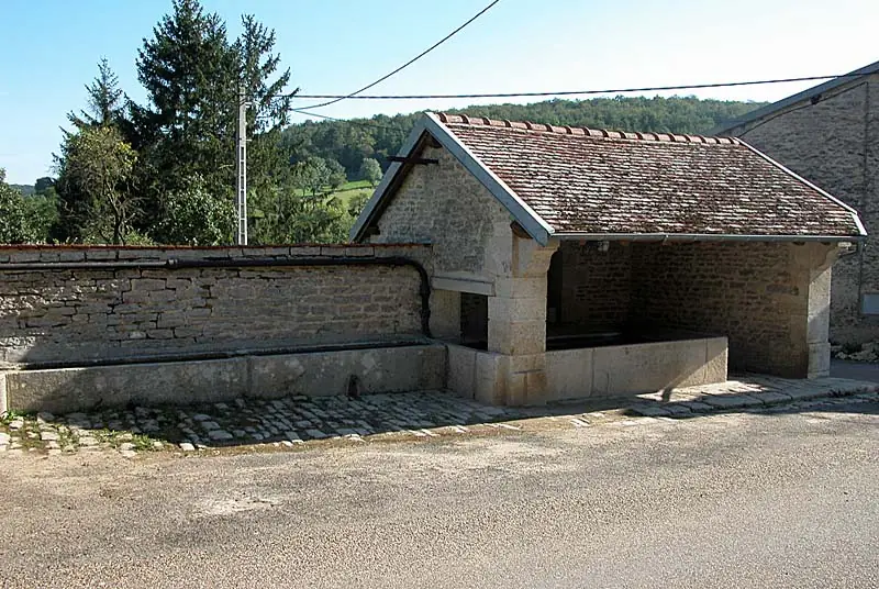 Lavoir de Villars-Montroyer (2)
