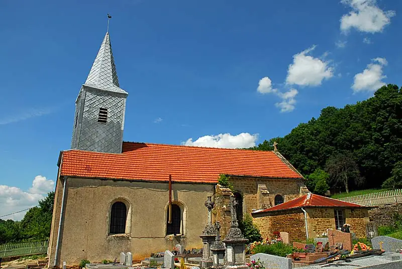 Eglise Saint-Rémy d'Orbigny-au-Val