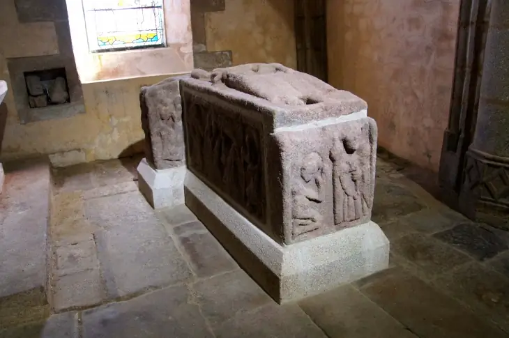 Gisant Saint-Merd-les-Oussines