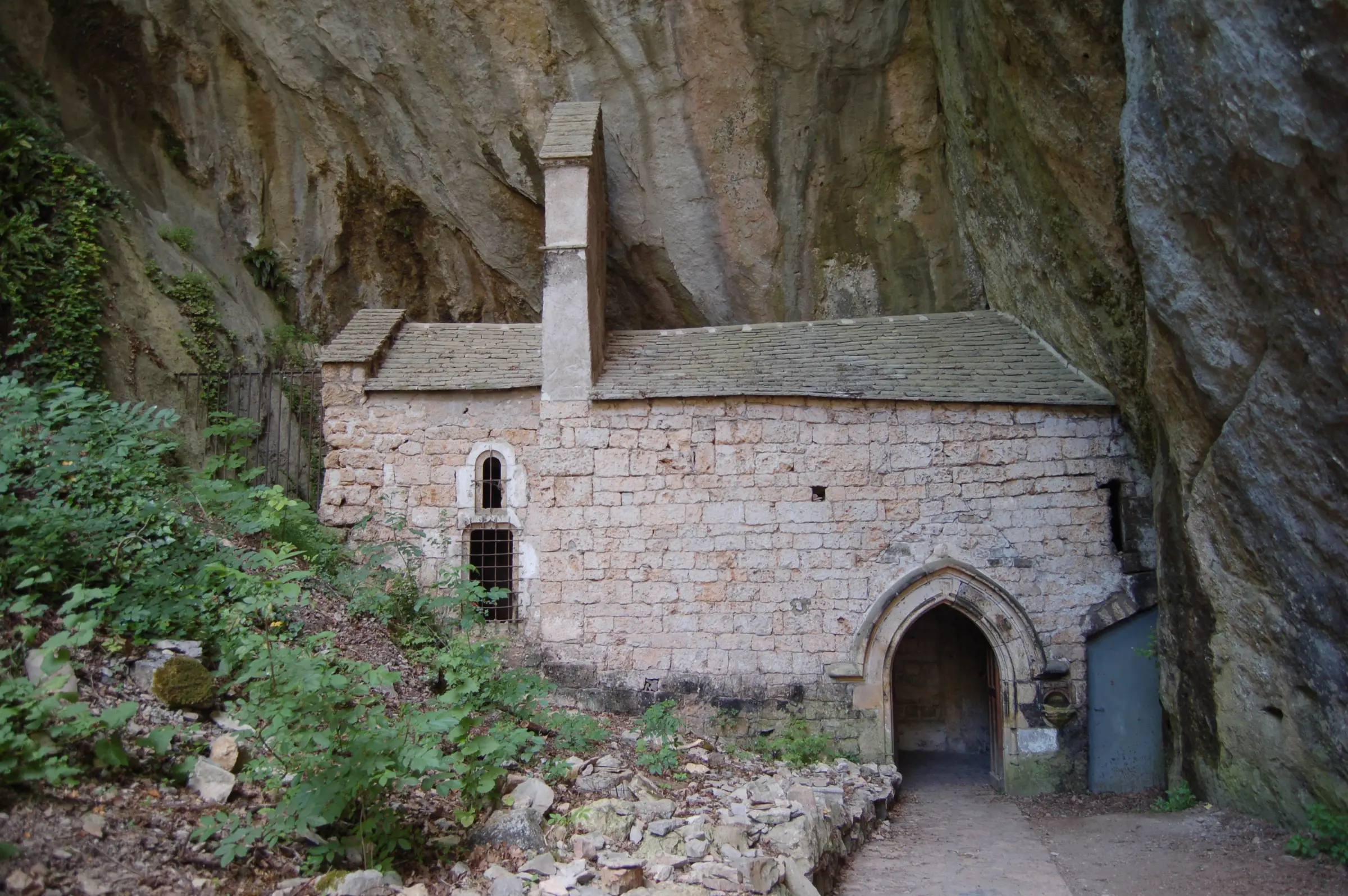 EGLISE ROMANE NOTRE-DAME-DE L'ASSOMPTION