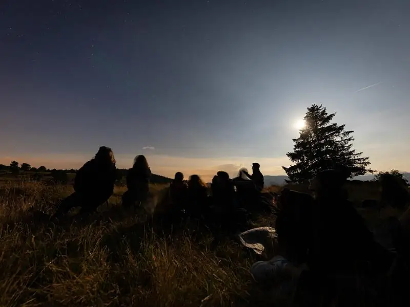Randonnée nocturne sous les constellations
