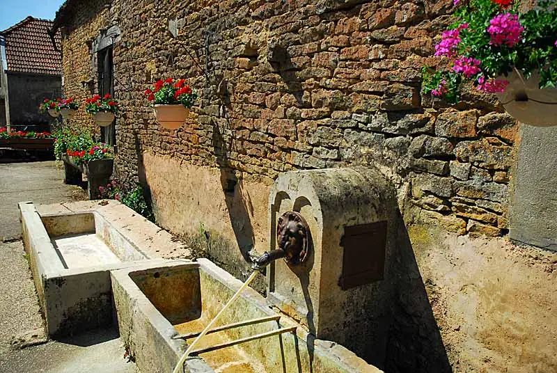 Fontaine du Haut à Orcevaux